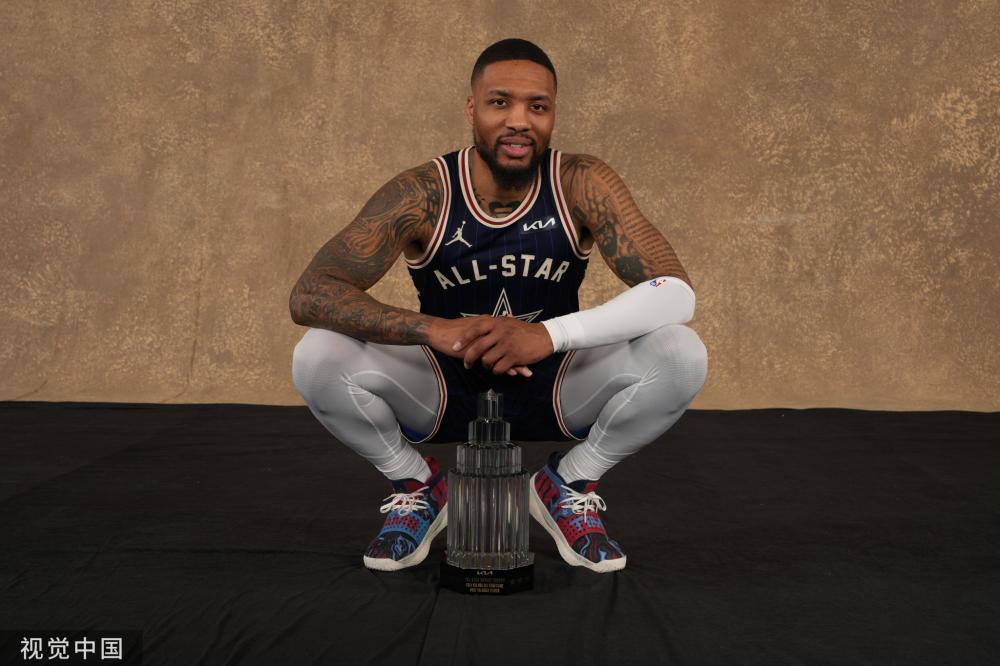 更是一个多 更是一个多