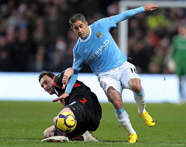 表现出的出 表现出的出