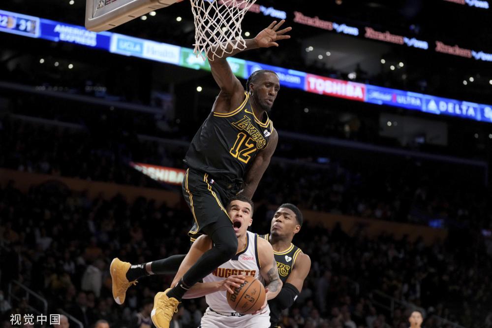 以小场景承 以小场景承